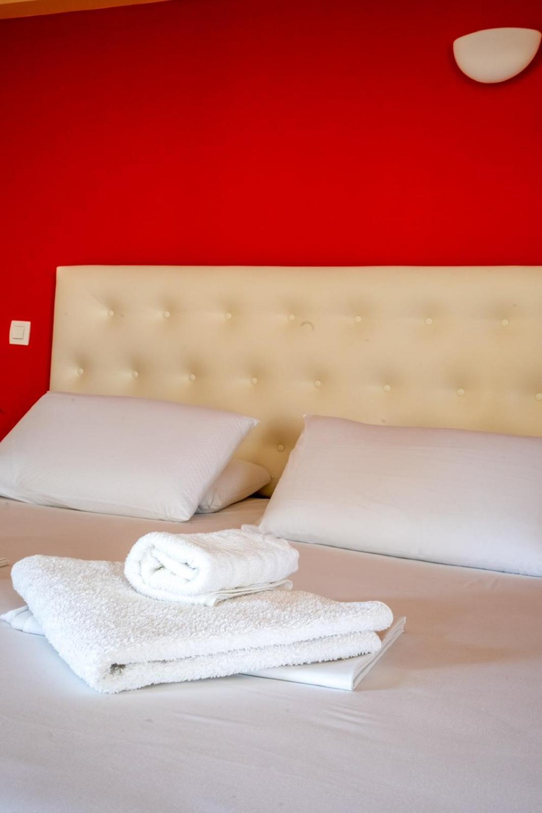 Coralli Hotel Perdika  Dış mekan fotoğraf