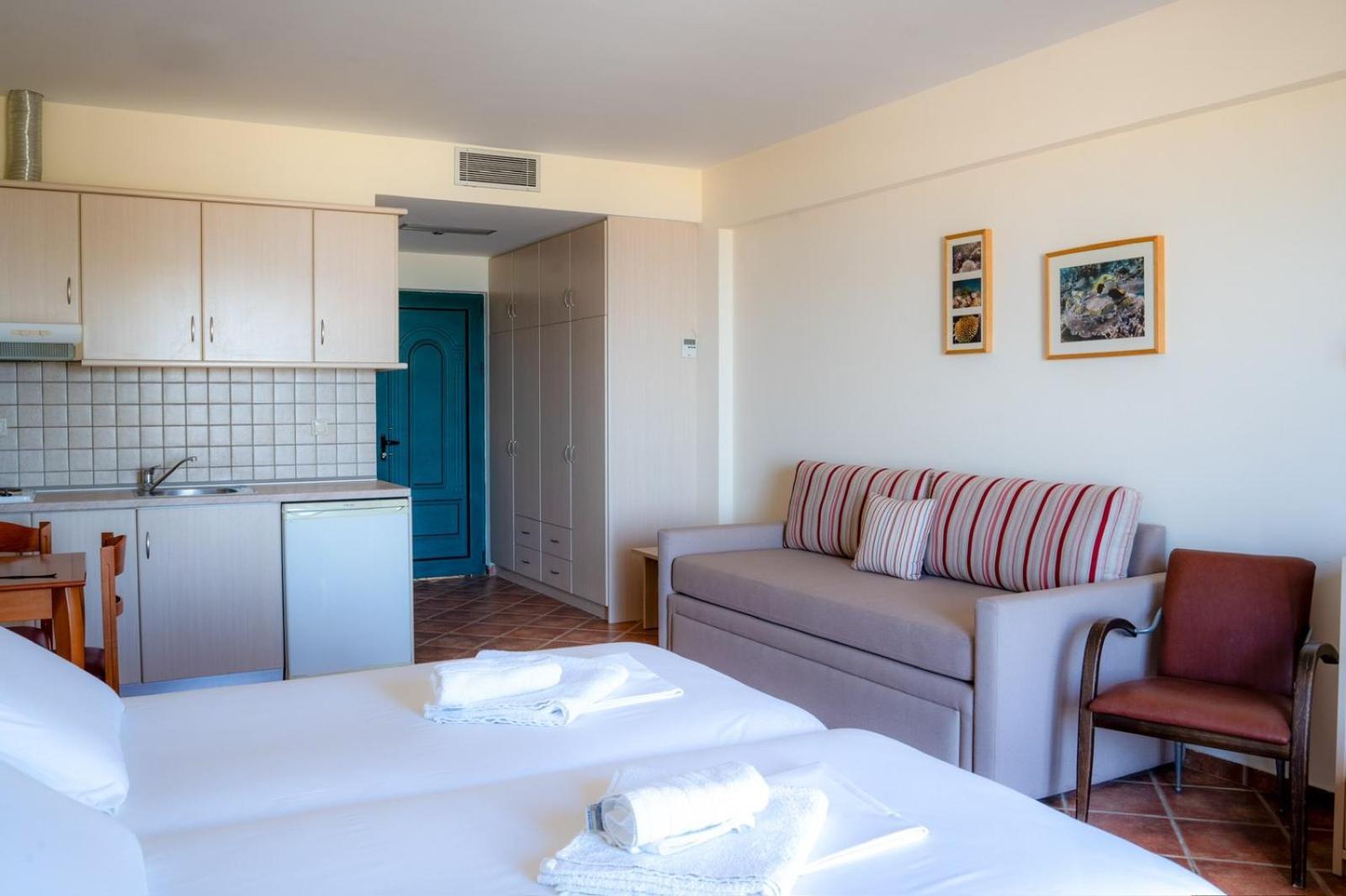 Coralli Hotel Perdika  Dış mekan fotoğraf