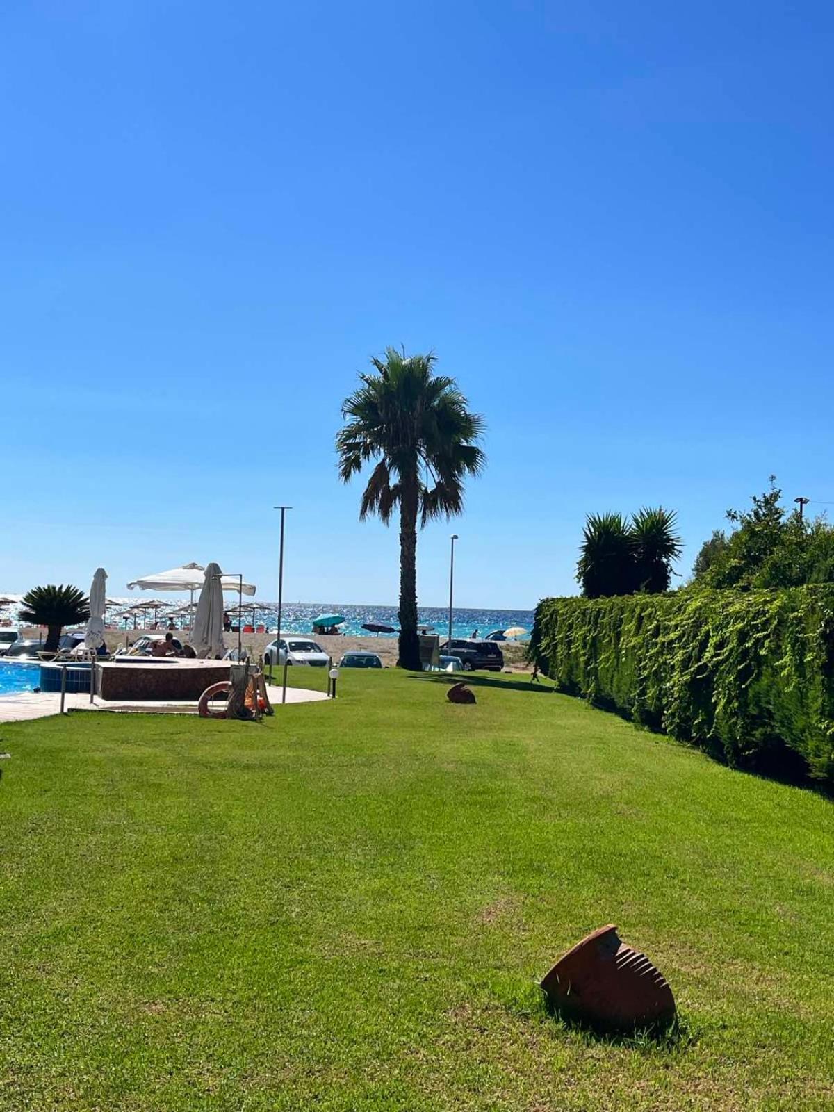 Coralli Hotel Perdika  Dış mekan fotoğraf