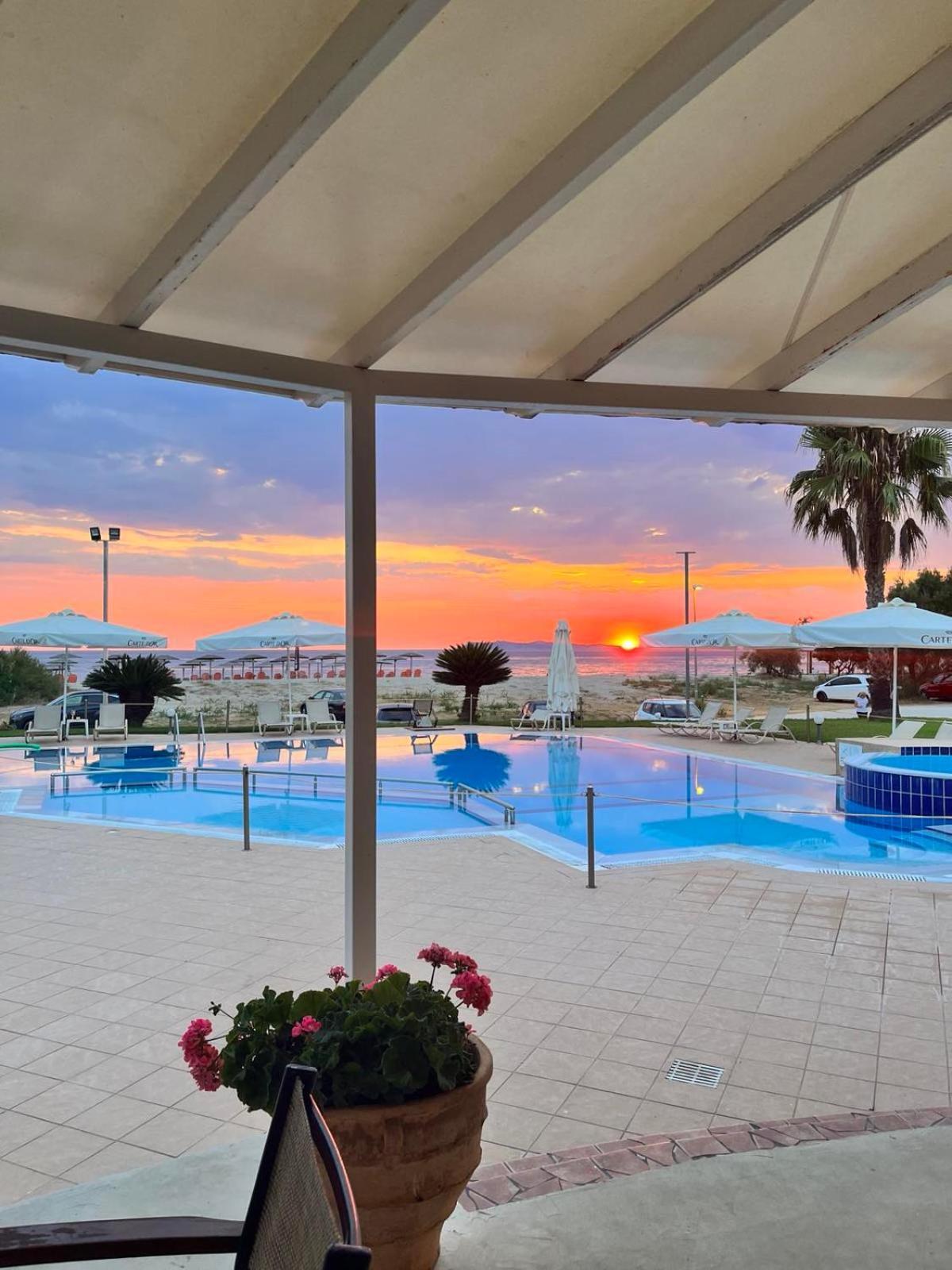 Coralli Hotel Perdika  Dış mekan fotoğraf