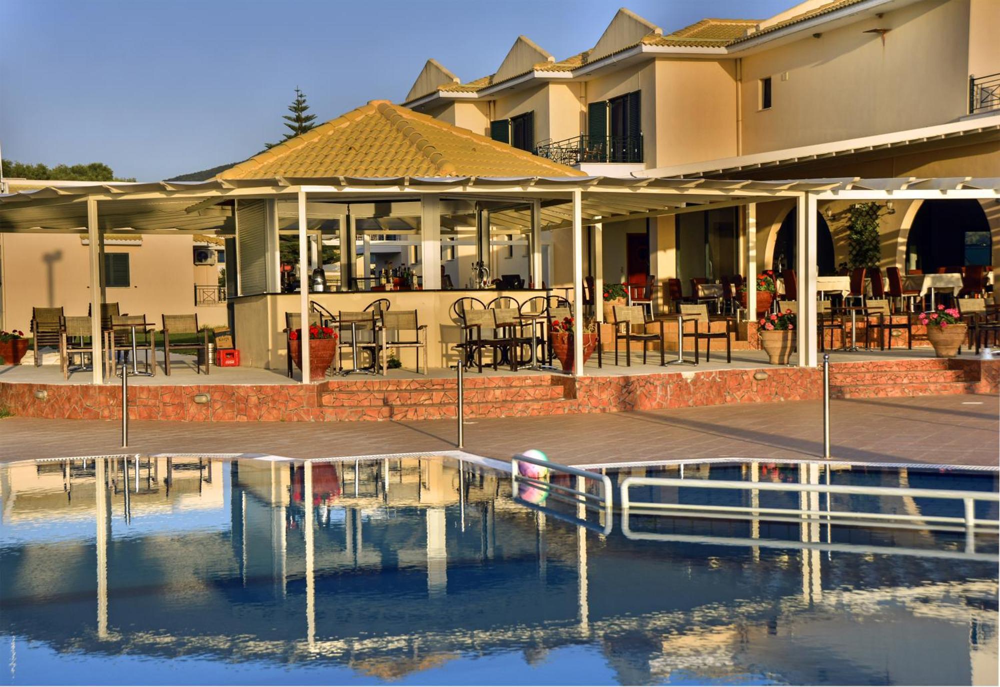 Coralli Hotel Perdika  Dış mekan fotoğraf